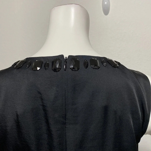Banana Republic Black Shift Dress Jeweled Neck Sleeveless Size 10 - Picture 4 of 8